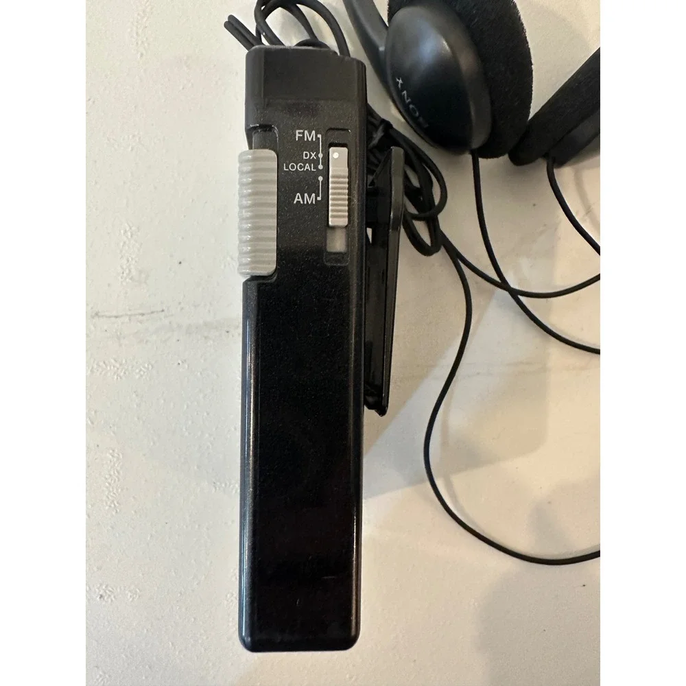 Sony SRF-21W FM AM Walkman Portable Radio Black with Sony MDR-A101 Headphones